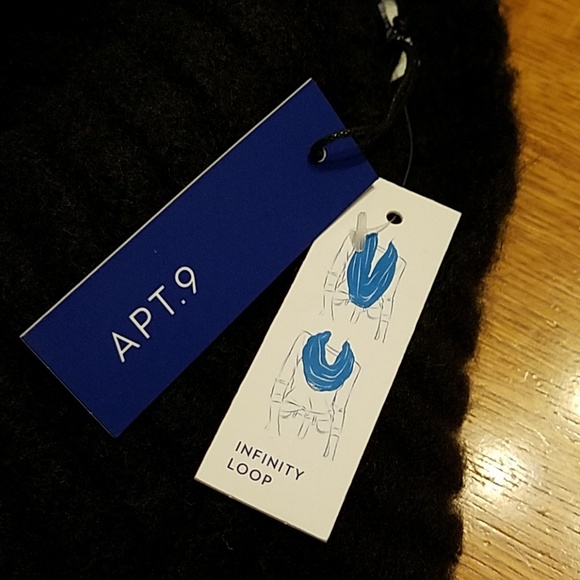 Infinity loop scarf - Picture 2 of 2